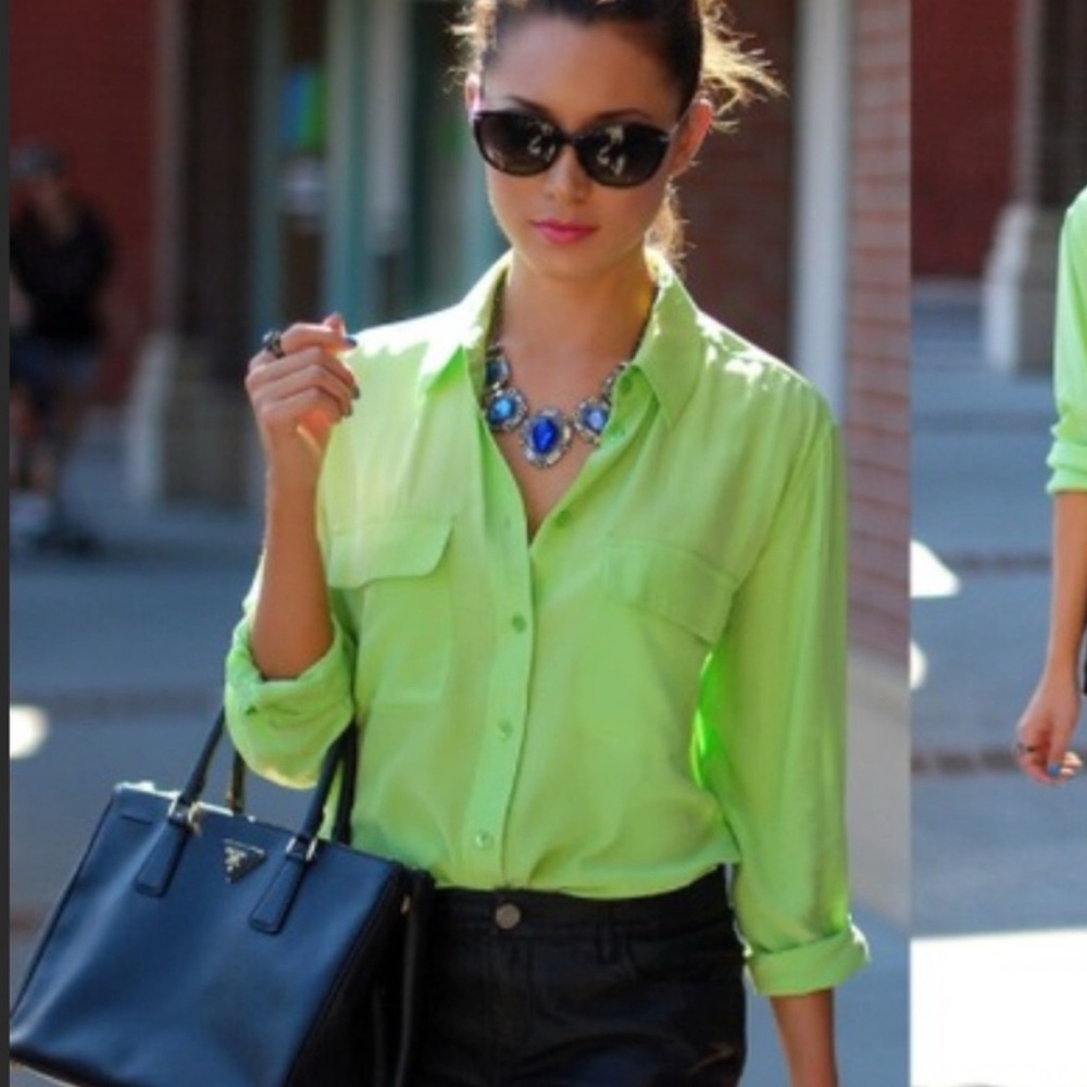 Equipment Slim Signature silk shirt in lime green XS NWOT